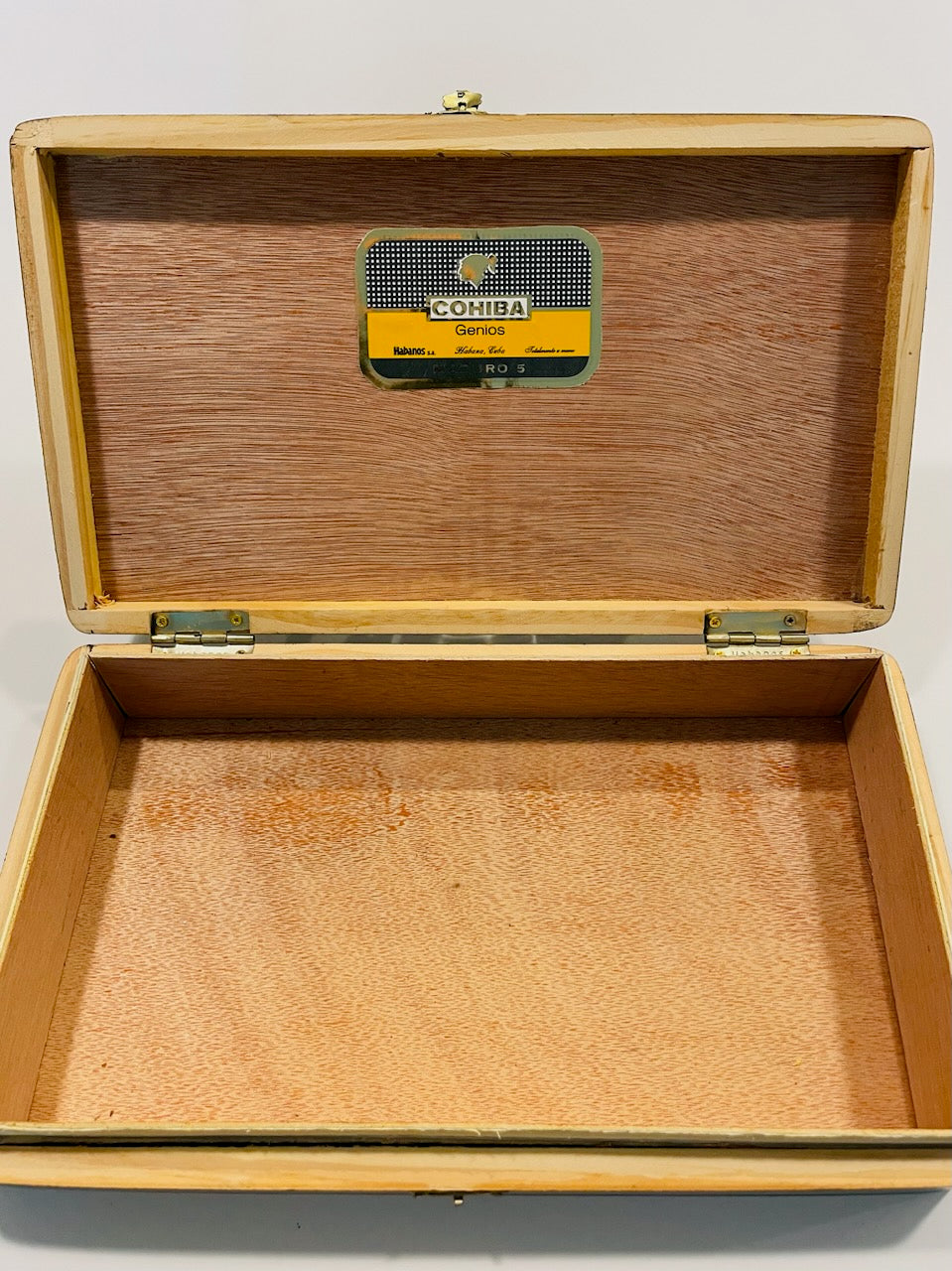 Cohiba Maduro Hand Made Black Humidor Box