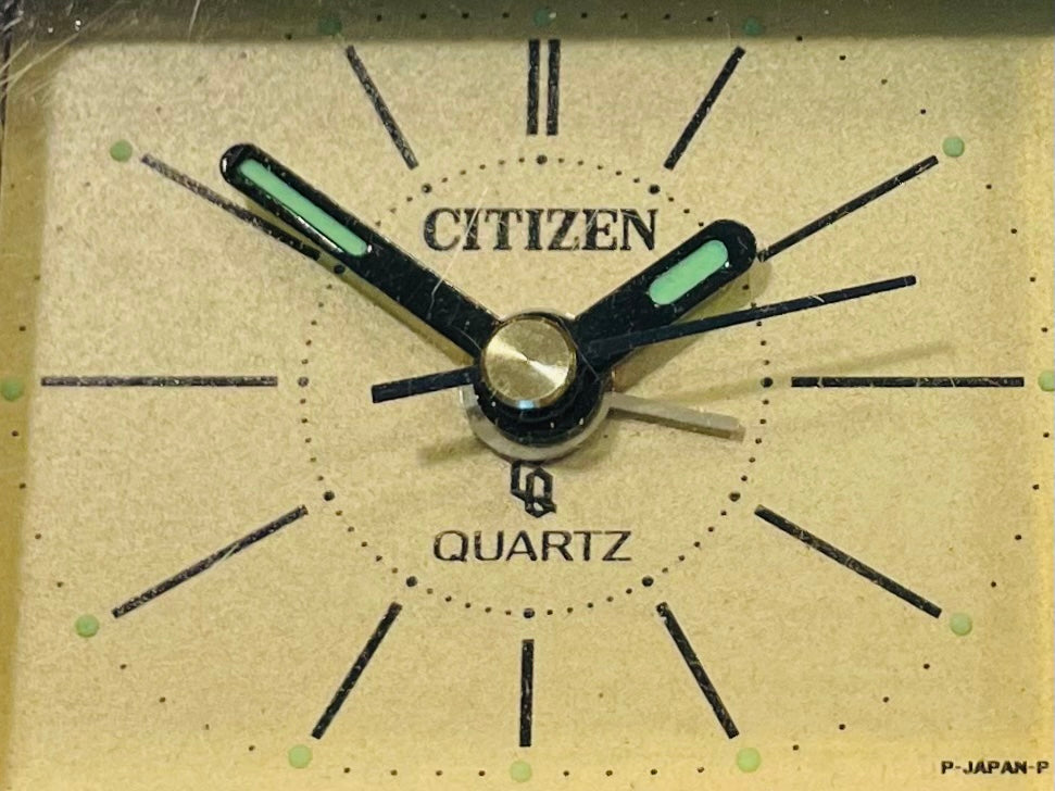 Citizen Quartz Red Lucite Melody Alarm Japan Clock