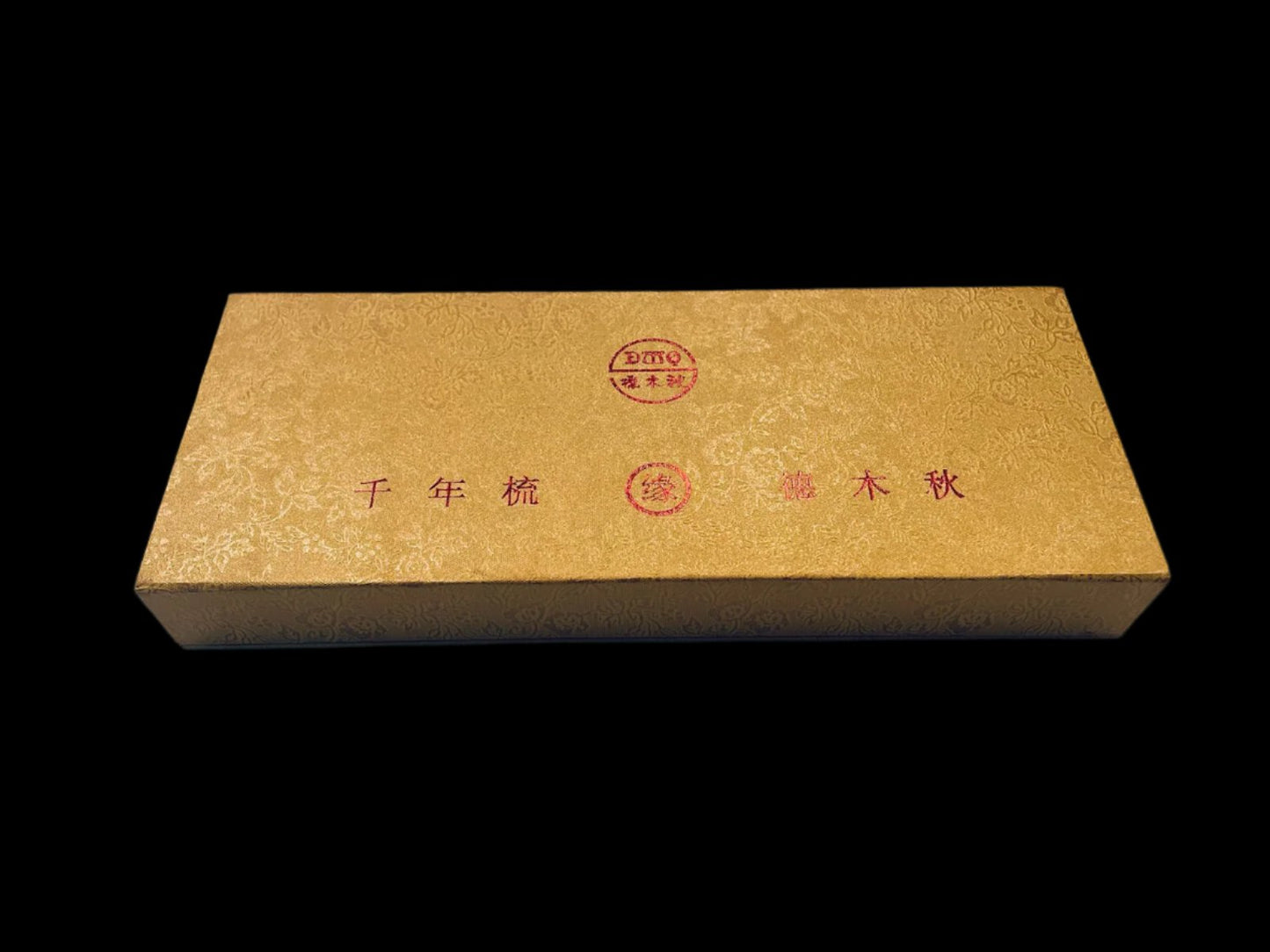 DMO Millennium Comb Yuande Muqiu Scripted Golden Rectangle Textured Box