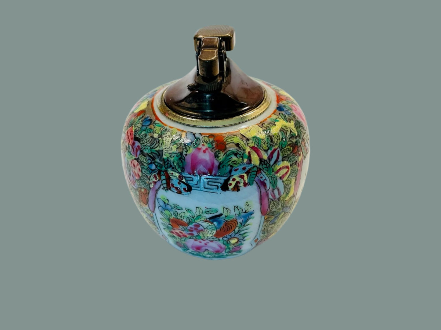 Hh Hand Painted Hong Kong Famille Rose Japan Table Lighter