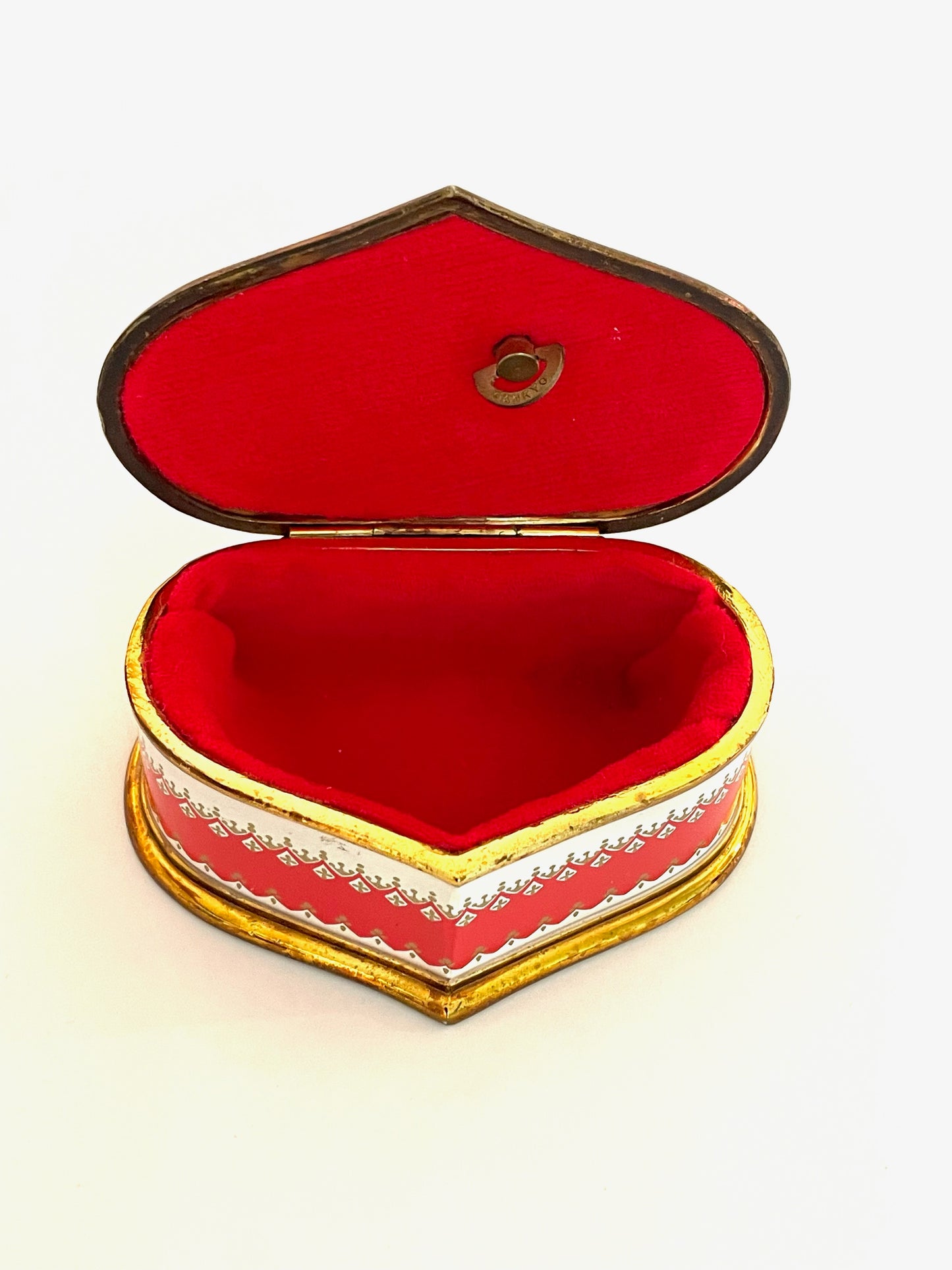 Enamel Heart Sankyo Musical Jewelry Box Horse Medallion