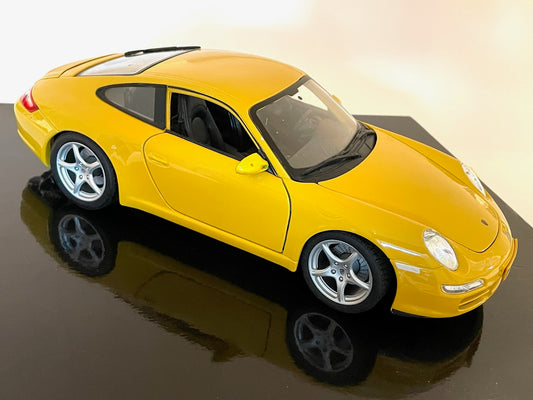 Maisto Canary Yellow Porsche 911 Carrera Model Car