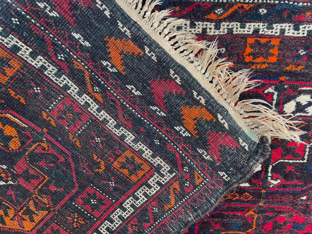 Dimensional Transitional Tribal Area Rug Pile of Wool