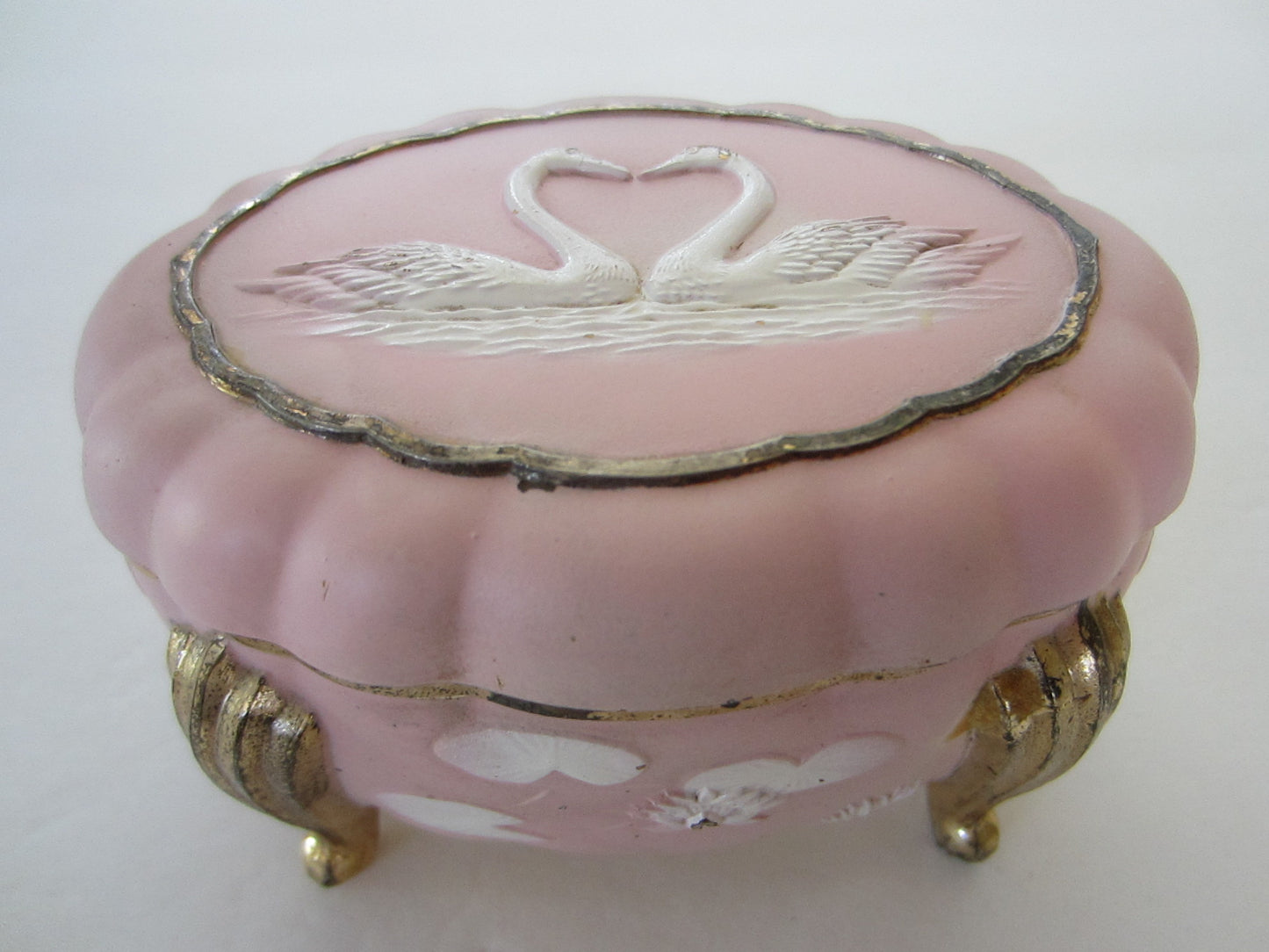 Sankyo Japan Pink Oval White Swans Lilies Musical Jewelry Box