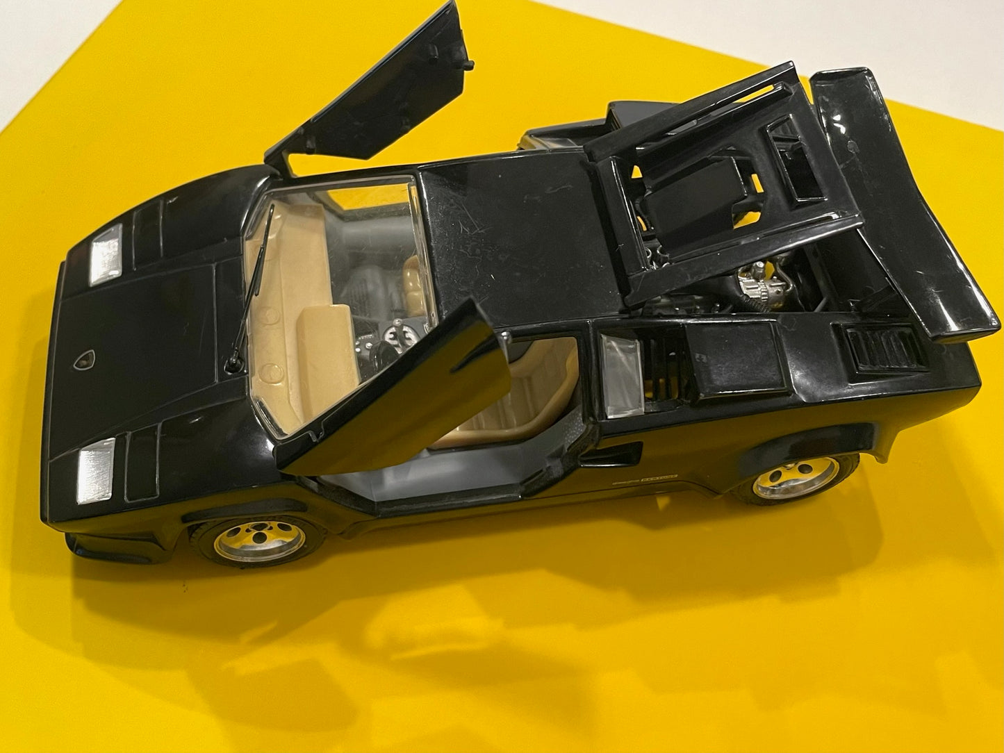 Black Lamborghini Countach Made In Italy By Burago Model Car