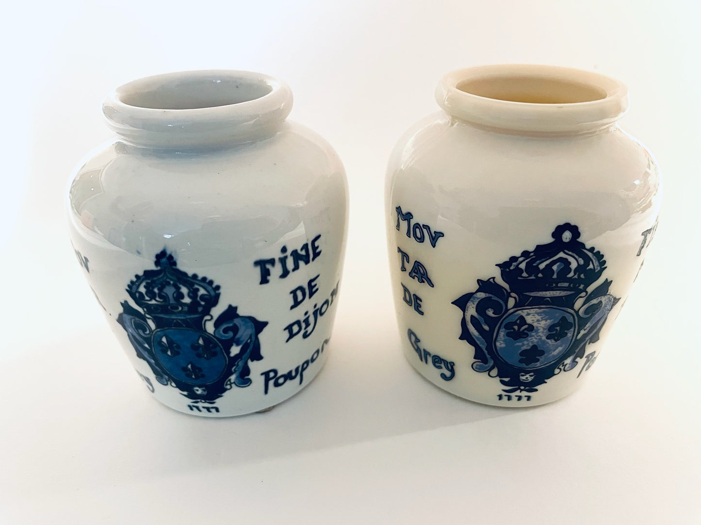 Marque de Modelle Depose France Fine De Dijon Poupon Mov Tar De Grey Forte Au Vin Blanc Porcelain Jars