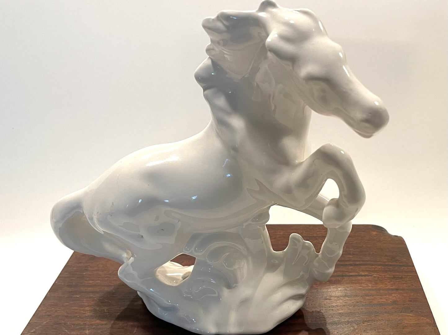 Keiser Attribute Equestrian Porcelain Wild Running Horse Statue