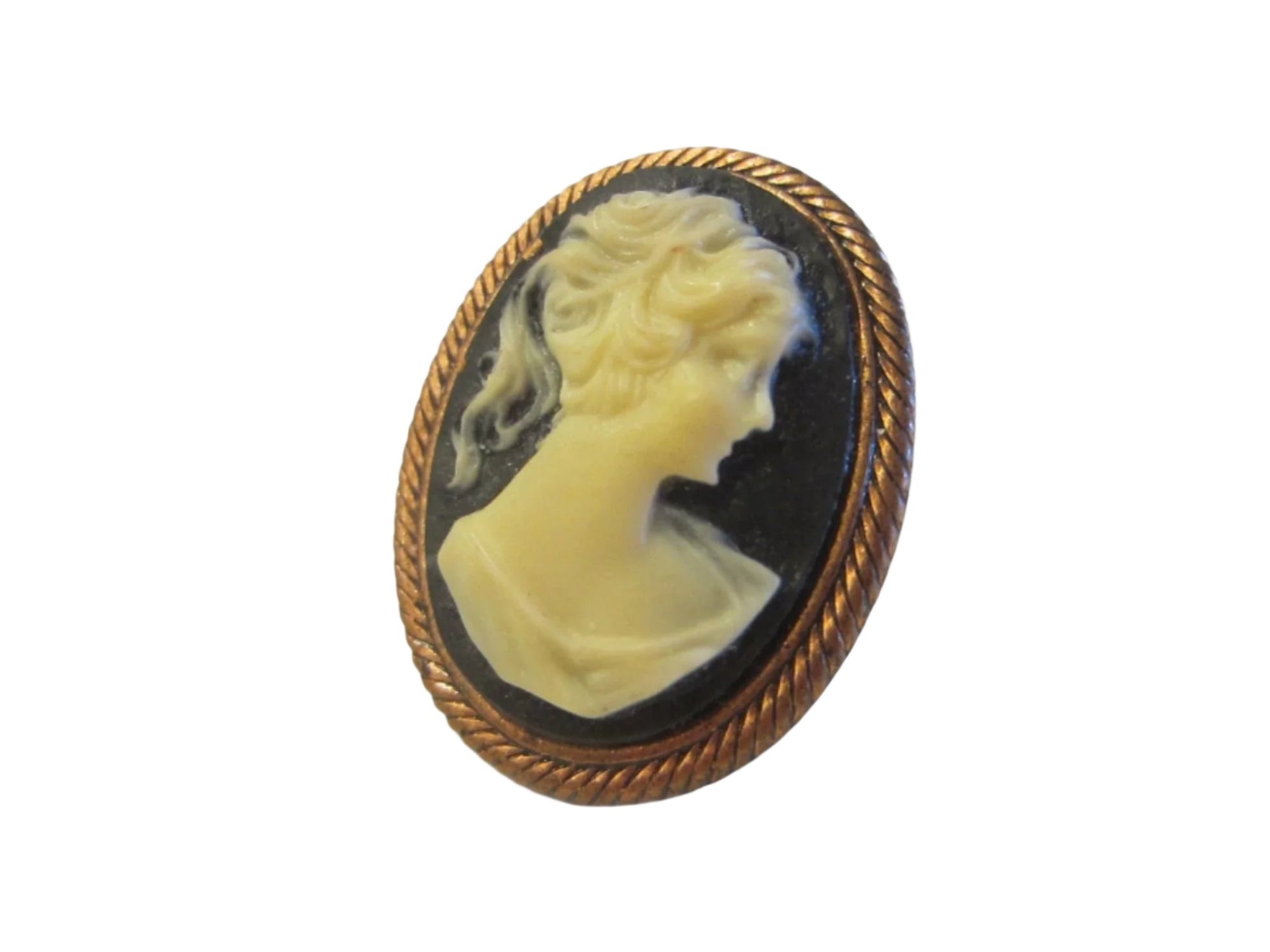 Victorian Cameo Brooch  - Designer Unique Finds 