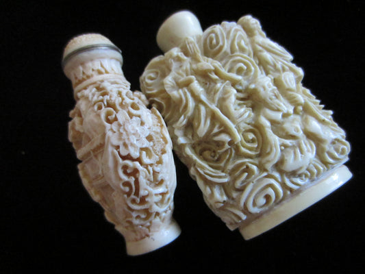 Asian Snuff Bottles Carving Figures Outdoor Scene Signed In Etch - Designer Unique Finds 
 - 1