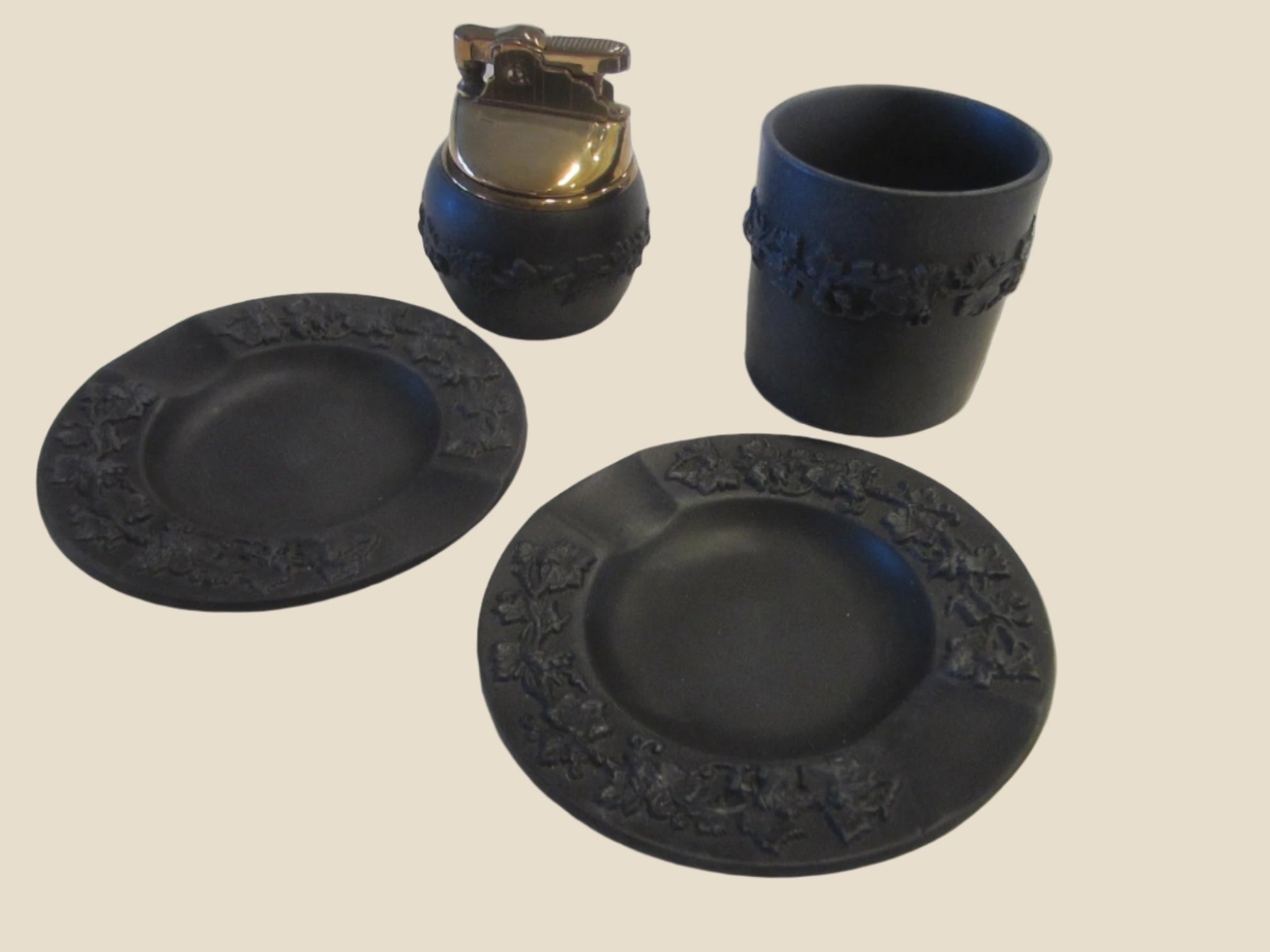 Wedgwood England Majolica Brown Suite Smoking Set Table Accessories - Designer Unique Finds 