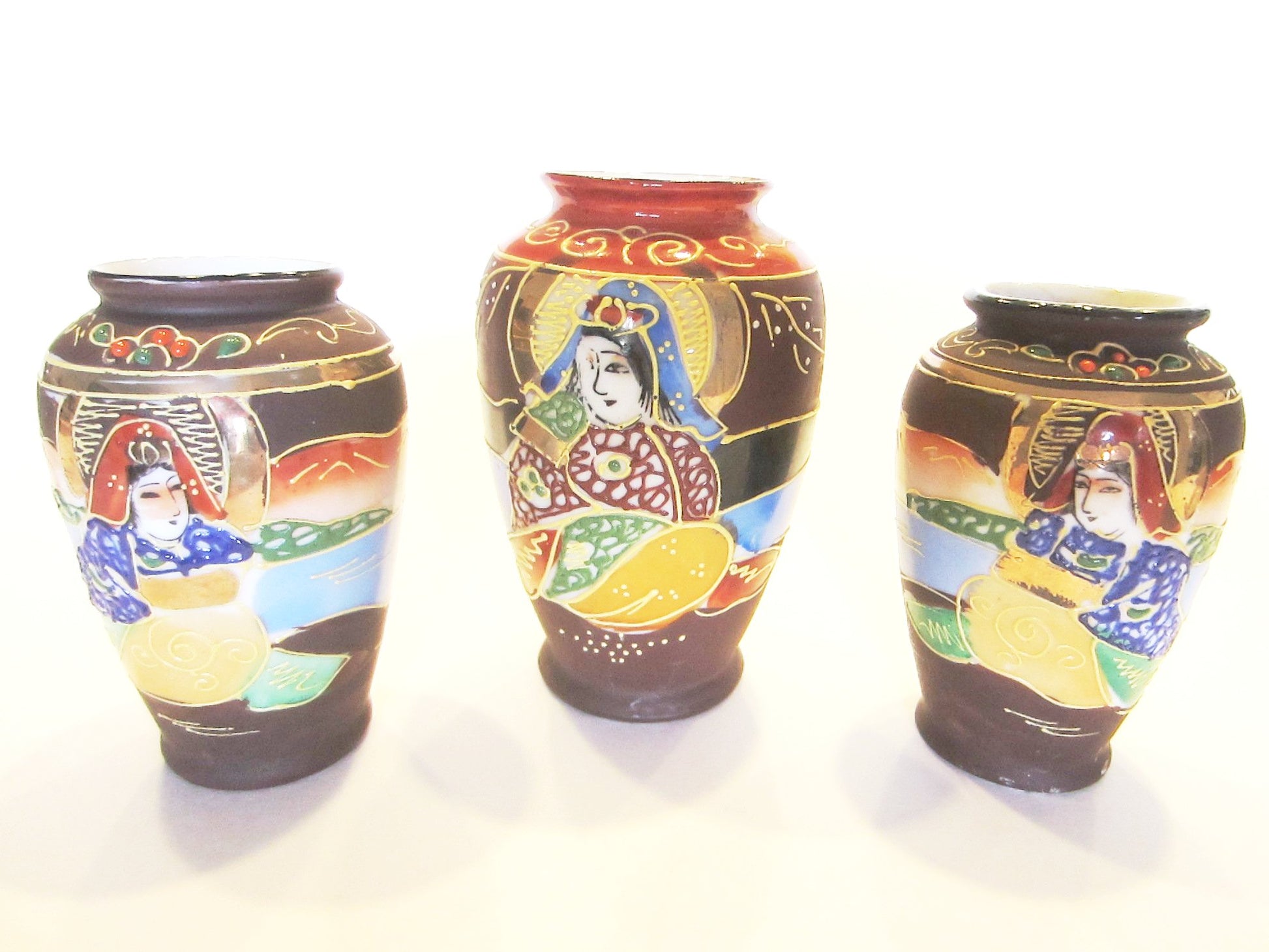 Japanese Vases Gilt Decorated Moriage Figurative Hand Painted Marked - Designer Unique Finds 