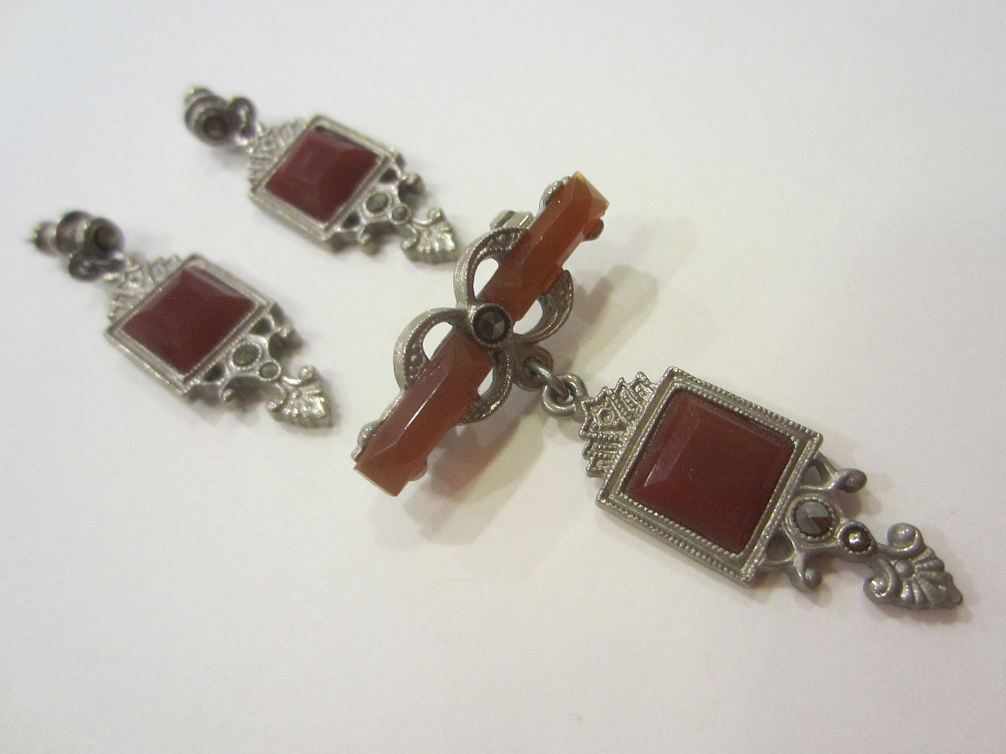 Art Deco Marcasite Agate Pendant Brooch Earrings Suit