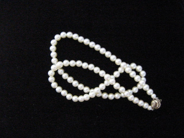 Sarah Coventry Designer Pearls Strand Necklace Silver Clasp - Designer Unique Finds 