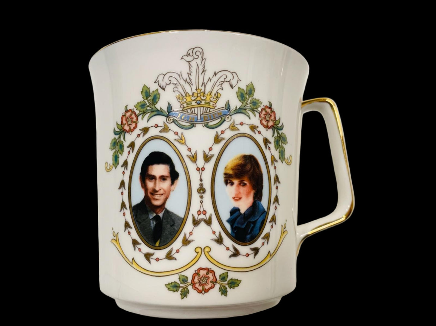 Royal Grafton Fine Bone China Made In England Collectible Cup