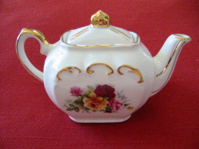 Sadler Mini Teapots England Floral Transfer Gilt Decorated - Designer Unique Finds 