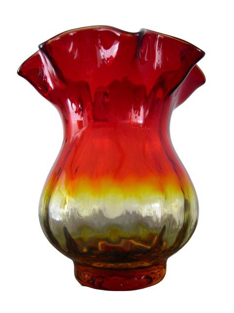 New England Amberina Blown Glass Vase Ruffle Ribbed Design - Designer Unique Finds 
 - 2