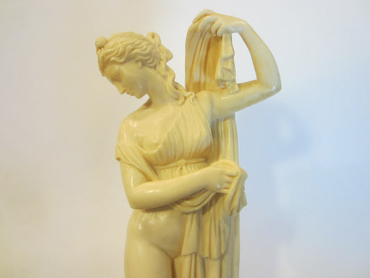 Classic Figure Sculptor A Santini Made In Italy Aphrodite Statue