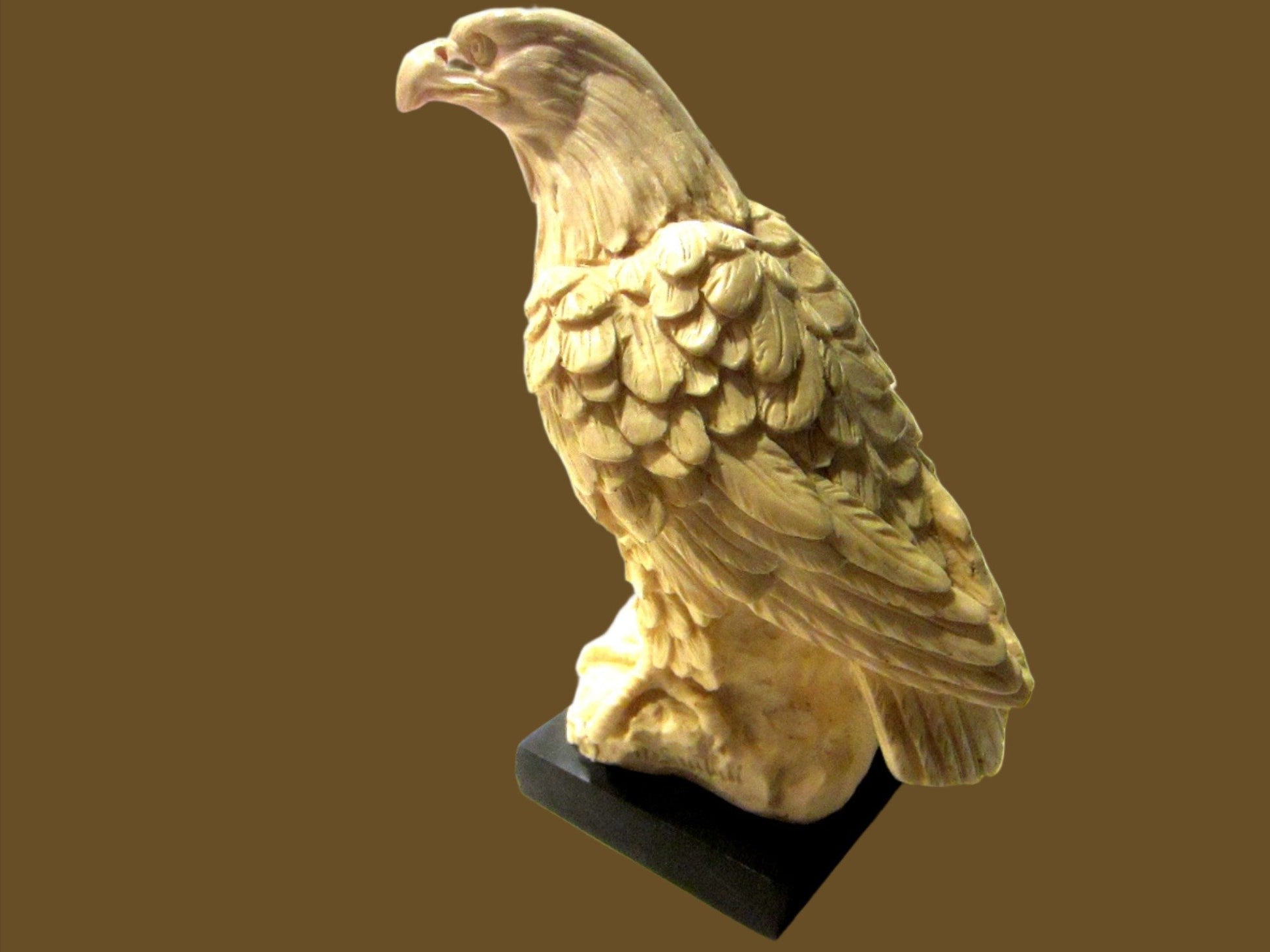 A Santini Italy White Eagle Signed Sculpture Stone Stand - Designer Unique Finds 