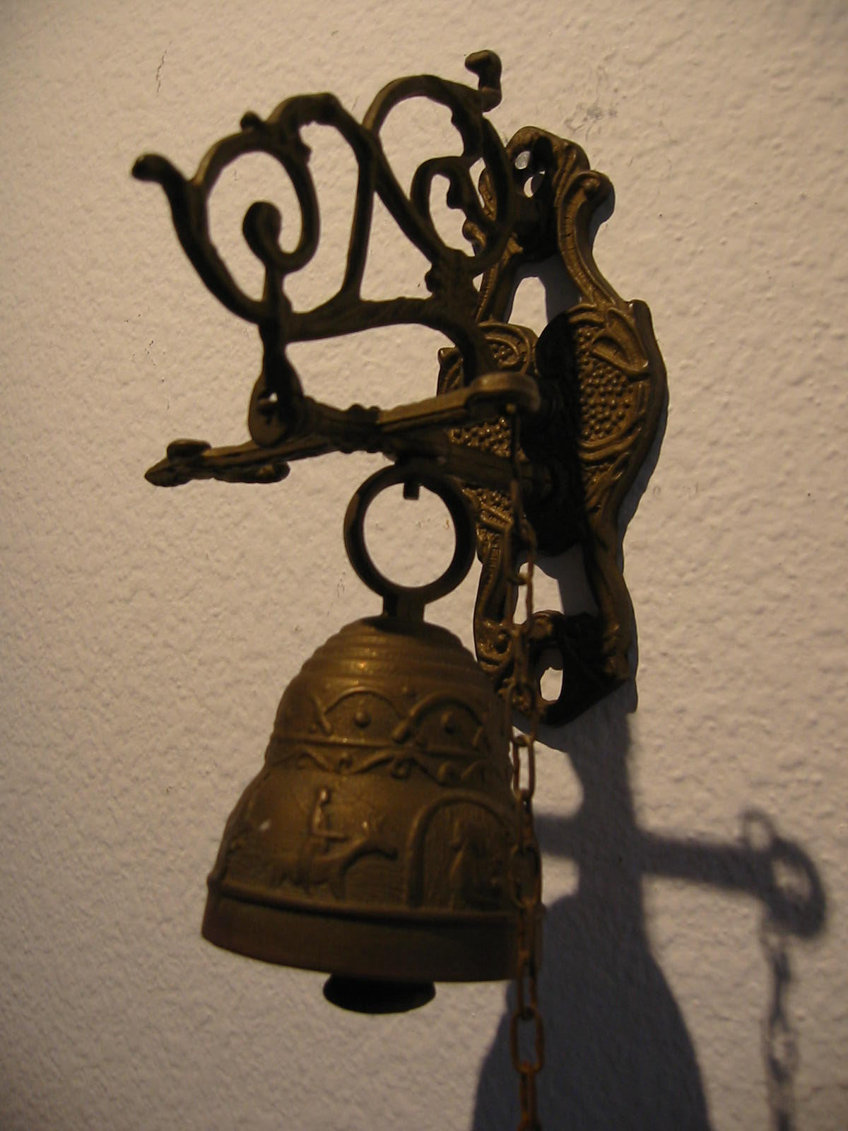 Brass Pool Chain Monastery Bell Ormolu High Relief - Designer Unique Finds 
 - 5