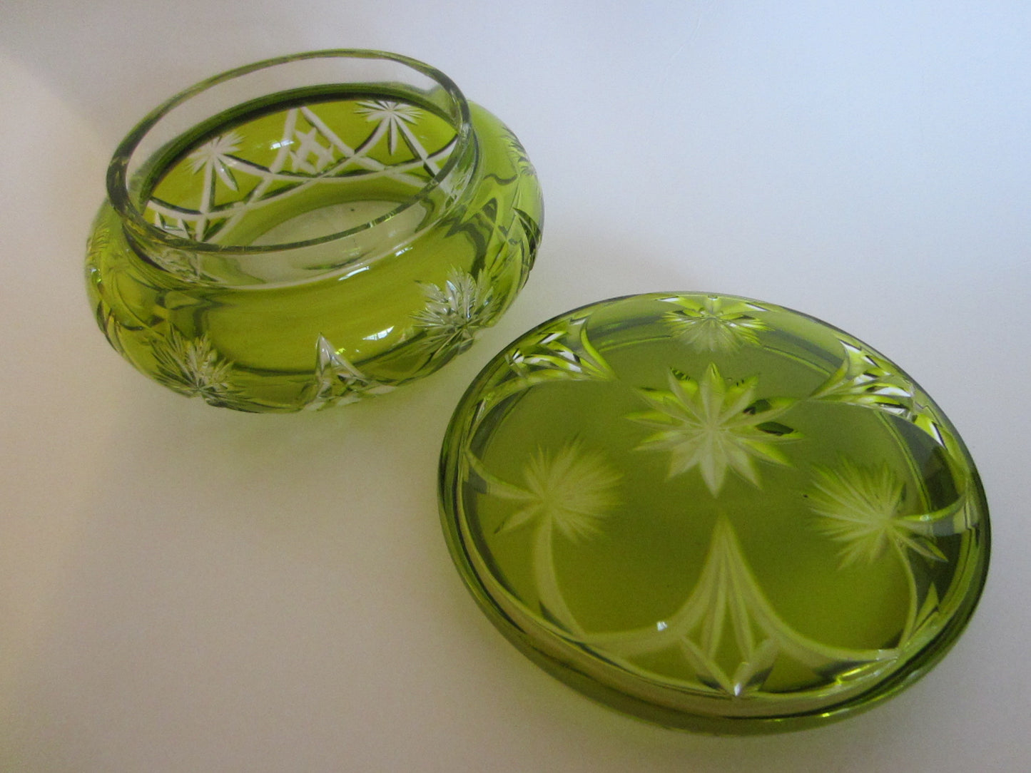 Bohemian Overlay Glass Green Star Medallion Hand Cut Covered Box - Designer Unique Finds 