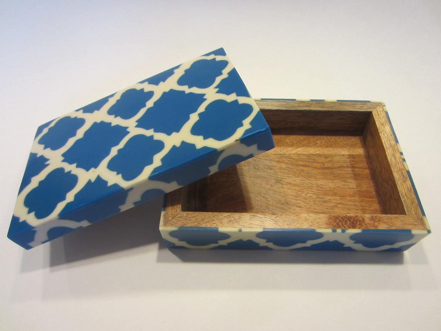 Blue White Tobacco Box Chevron Style Humidor Interior