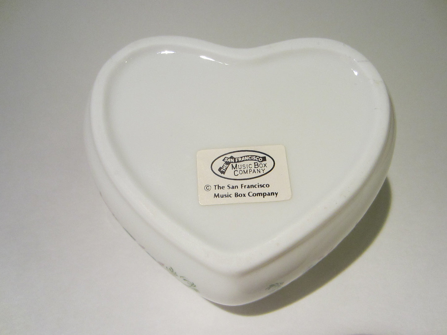 The San Francisco Music Company Porcelain Heart Music Box