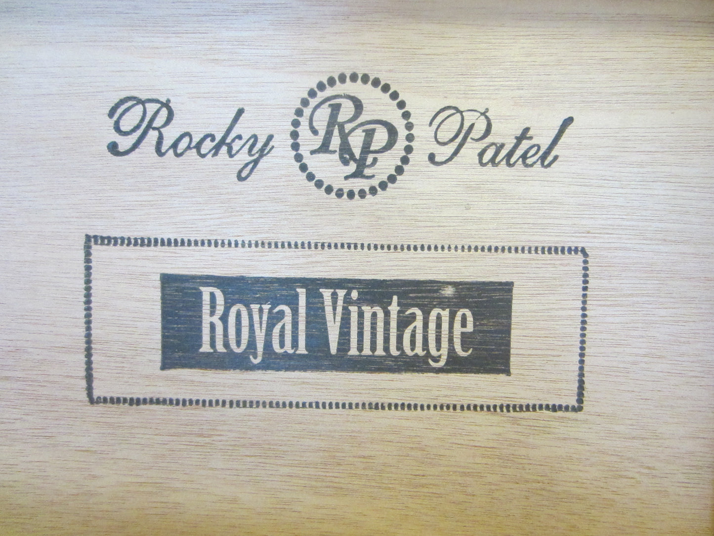 Rocky Patel Royal Toro Humidor Black Hand Made Box