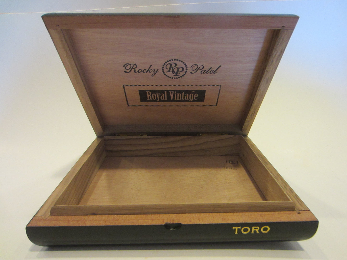 Rocky Patel Royal Toro Humidor Black Hand Made Box