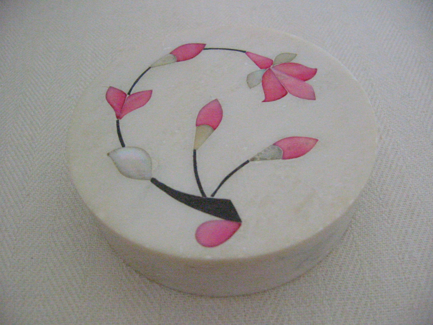 Pietre Dure Alabaster Box Inlaid Stem Flowers