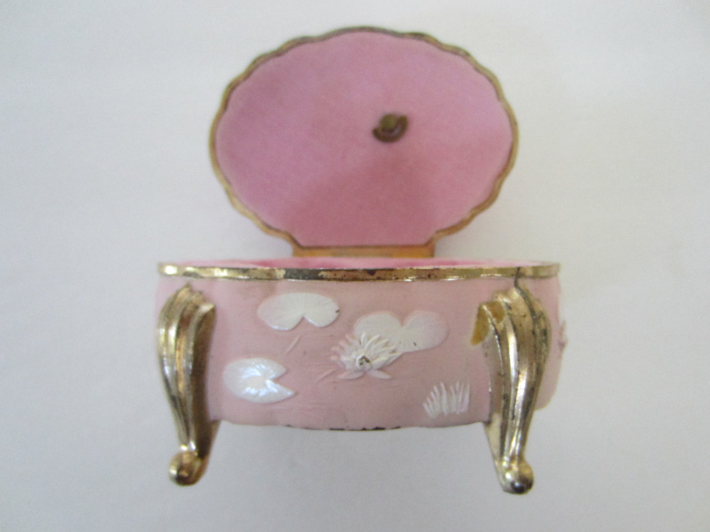 Sankyo Japan Pink Oval White Swans Lilies Musical Jewelry Box