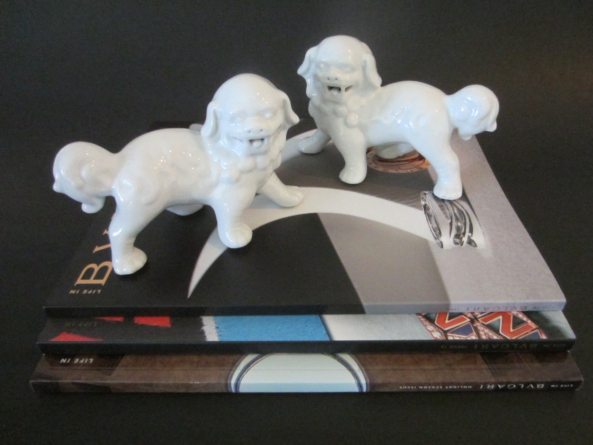 White Porcelain Foo Dogs Statues Bookends - Designer Unique Finds 