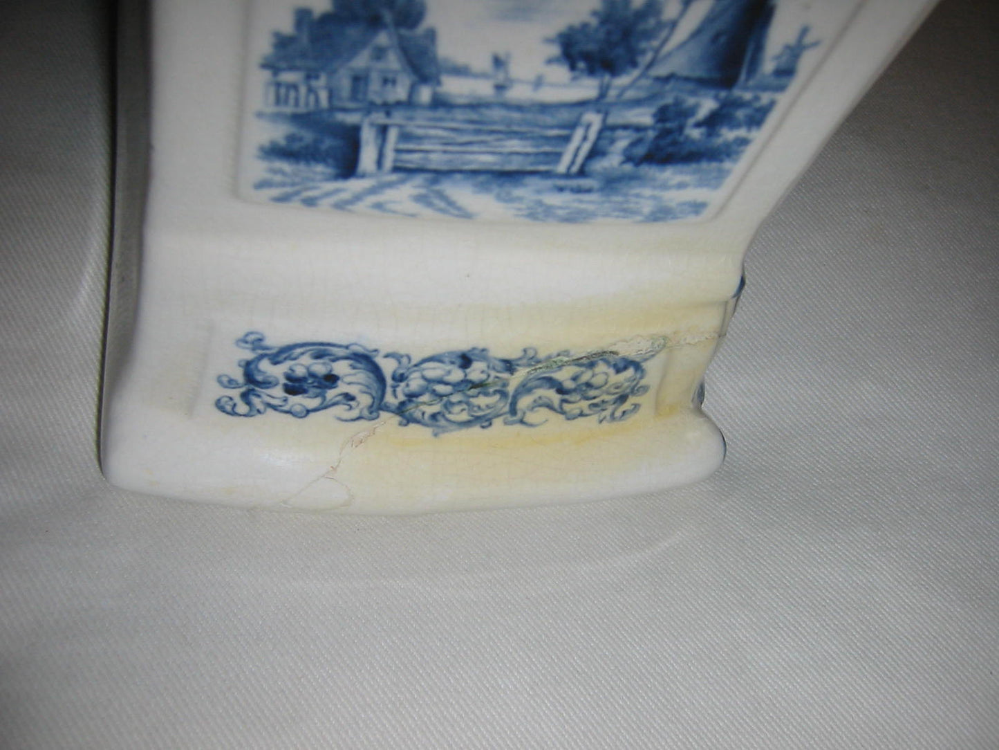 Ansonia Royal Bonn Porcelain Windmill Mantle Mantle Clock - Designer Unique Finds 
 - 8