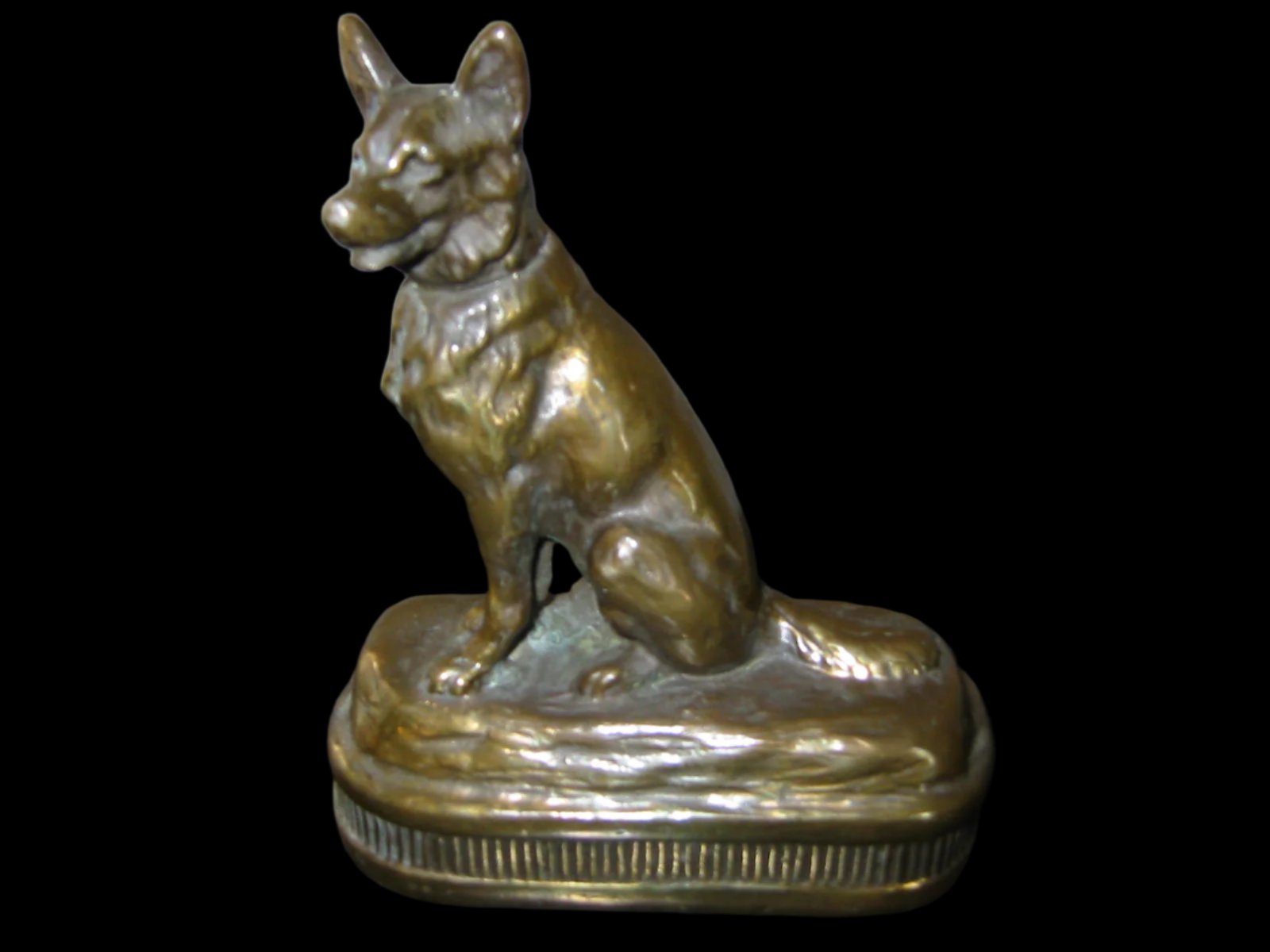 Armor Bronze Dog Antique Bookend From Depression Era - Designer Unique Finds 
 - 1