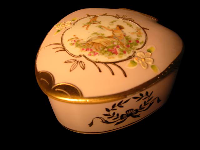 Lenwile Ardalt Japan Pink Dresser Box Decorated Romantic Medallion - Designer Unique Finds 