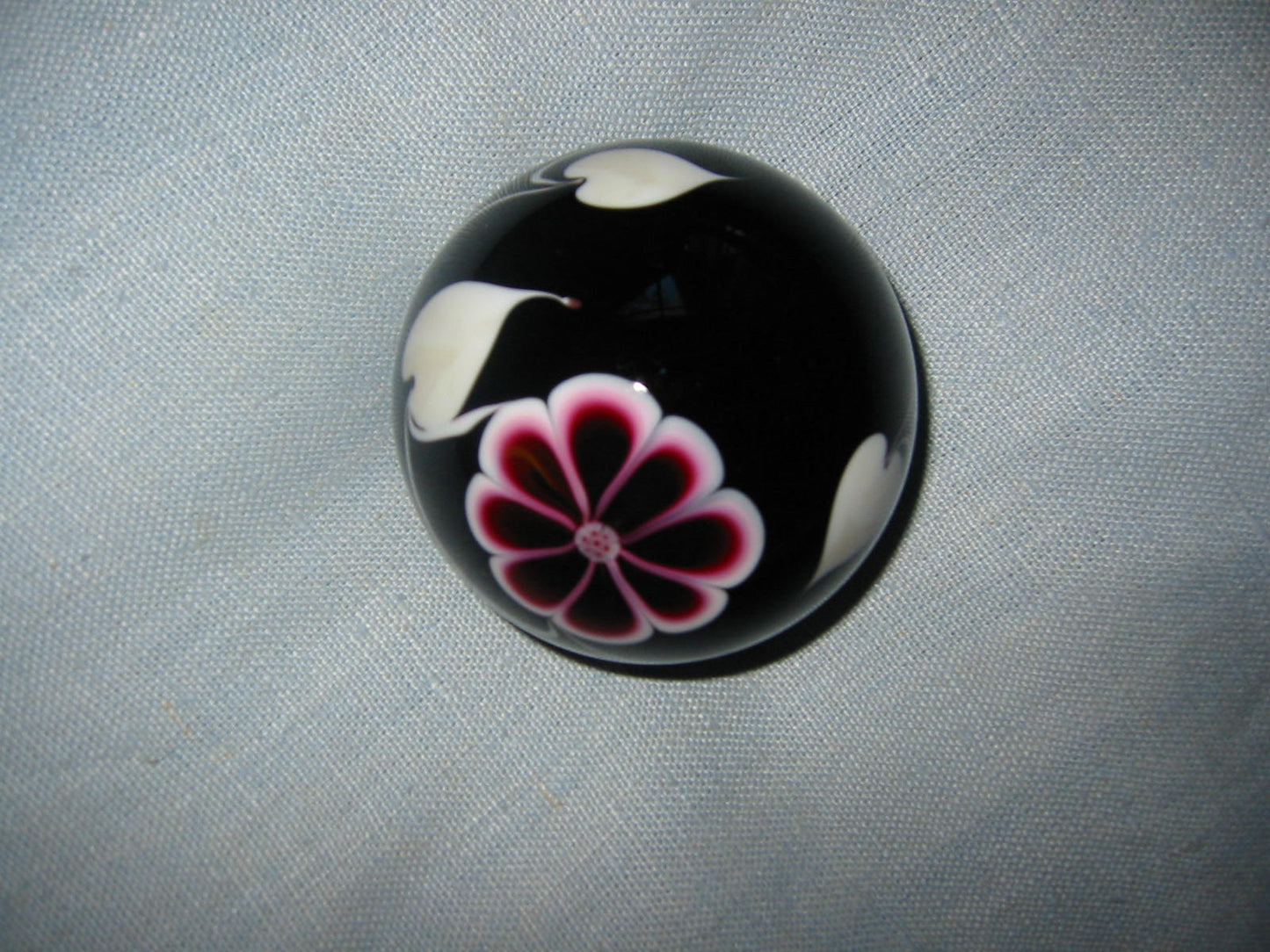 Stuart Abelman Signed Black Glass Paperweight Pink Flower