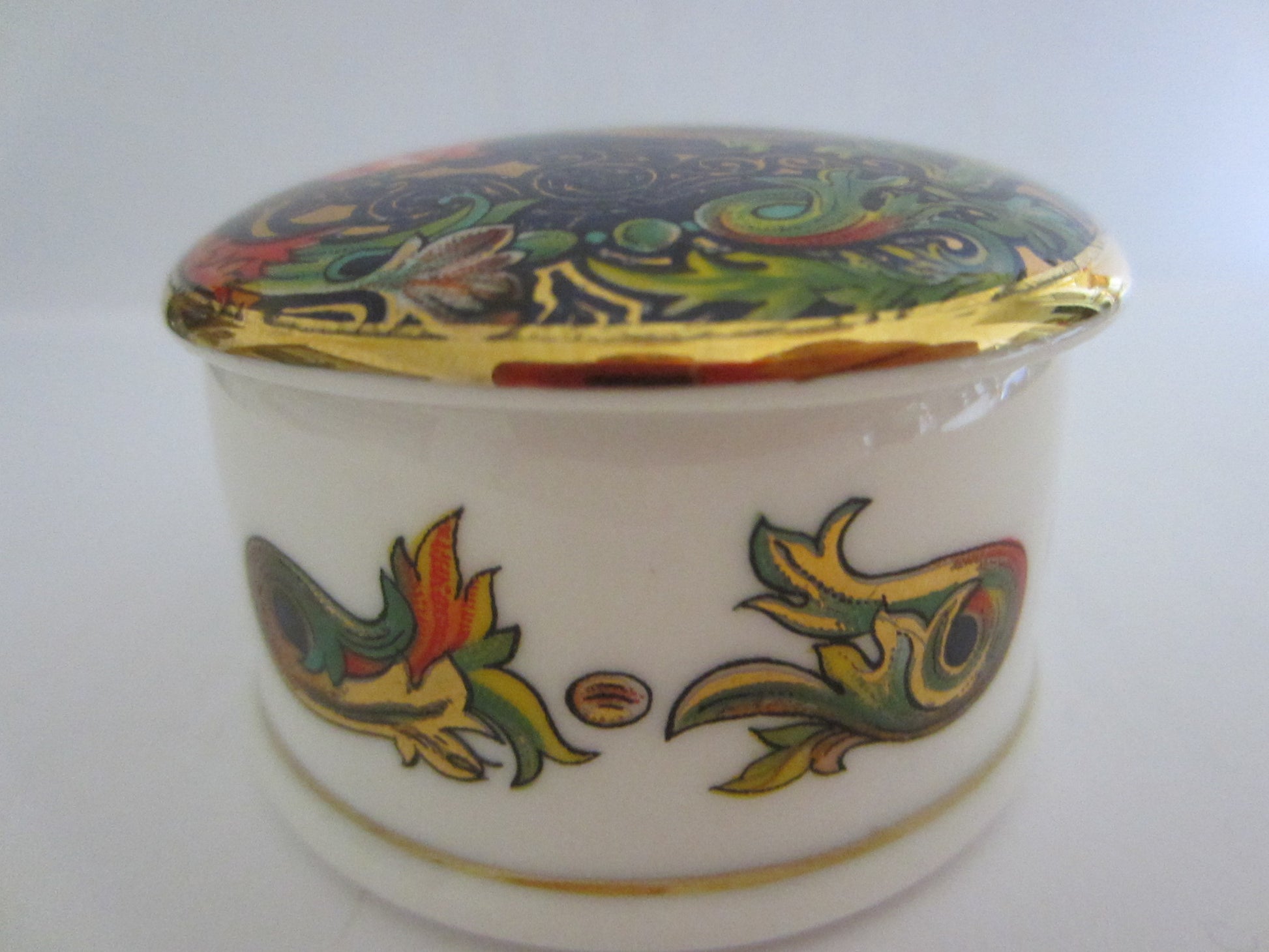 Object D Art Fine Bone China Miniature Box Made In England - Designer Unique Finds 