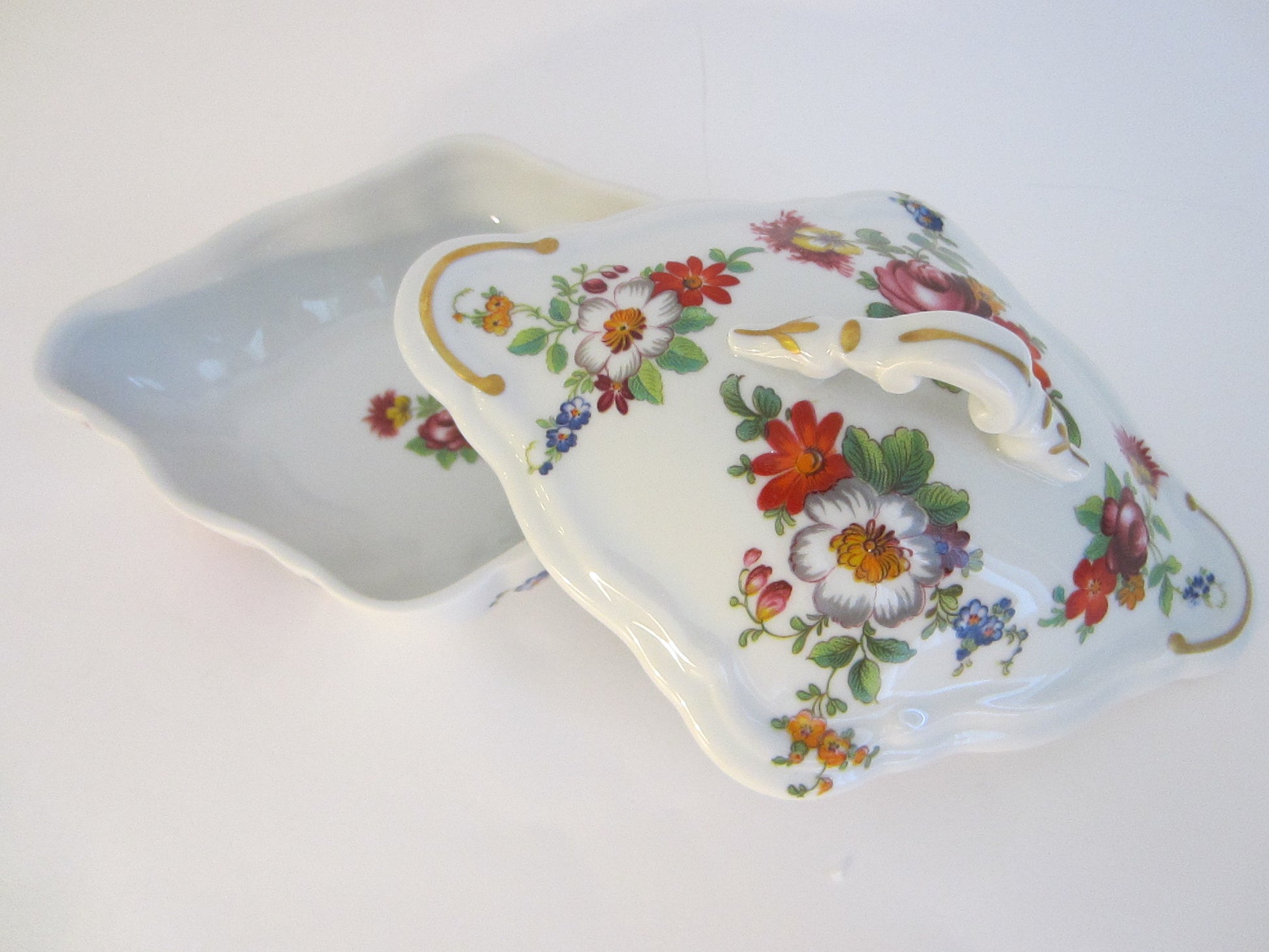 Romance Limoges France Porcelain Box Floral Decoration - Designer Unique Finds 
 - 1