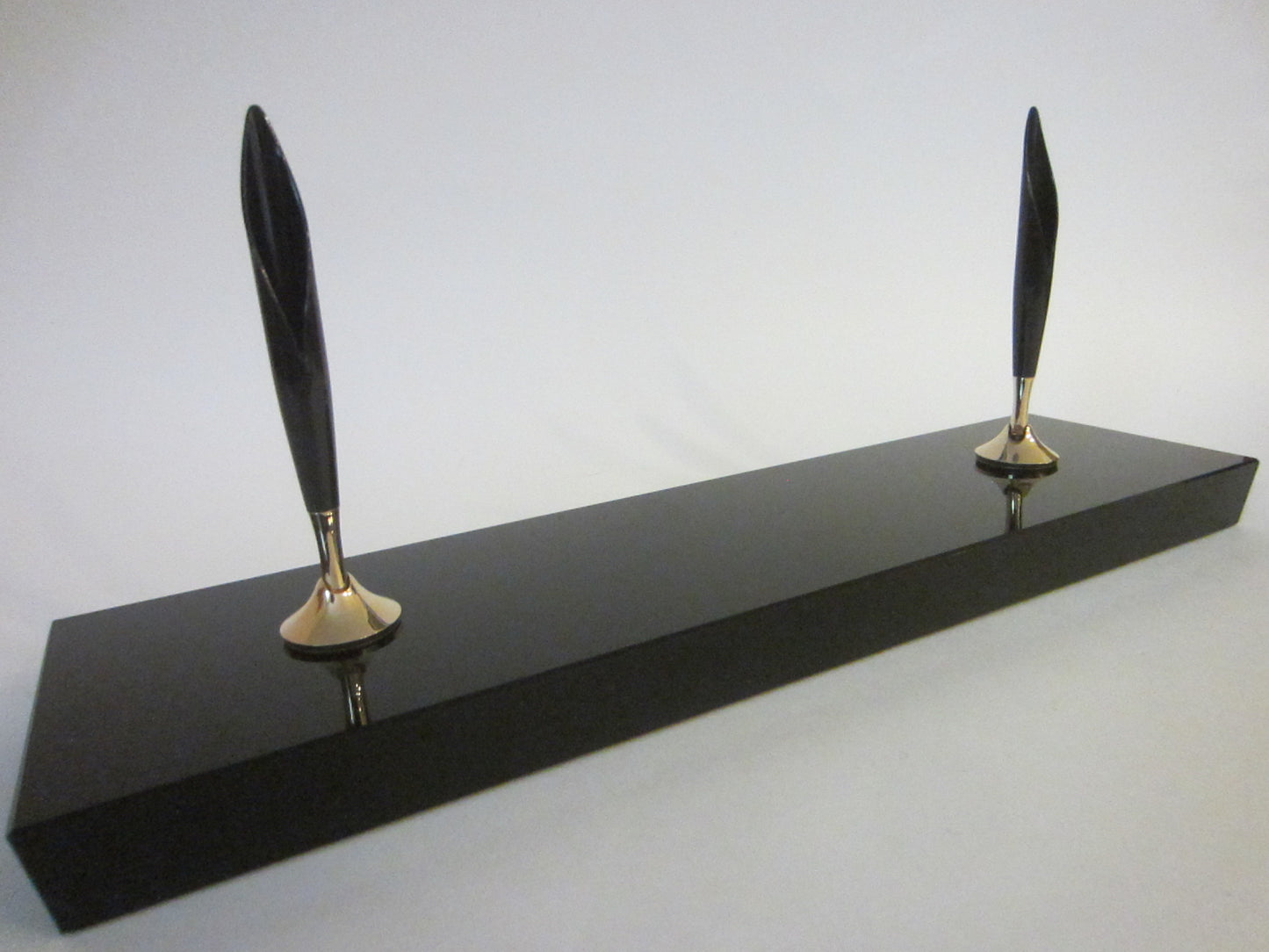 Black Onyx Contemporary Pen Holder