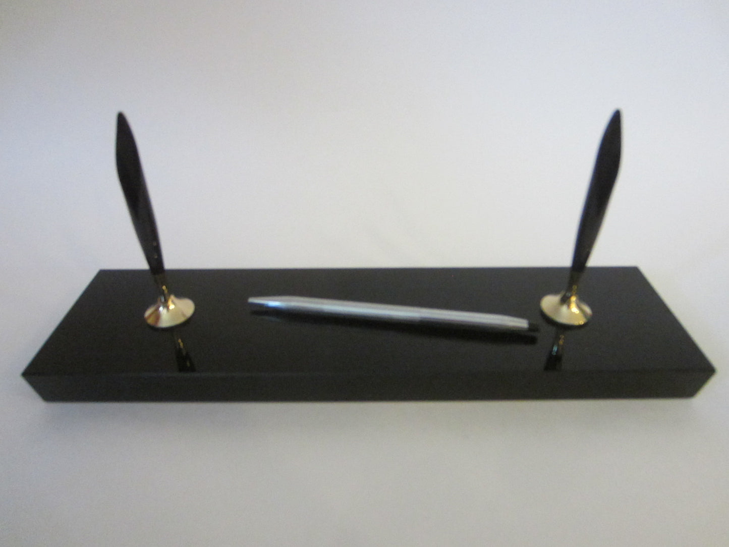 Black Onyx Contemporary Pen Holder