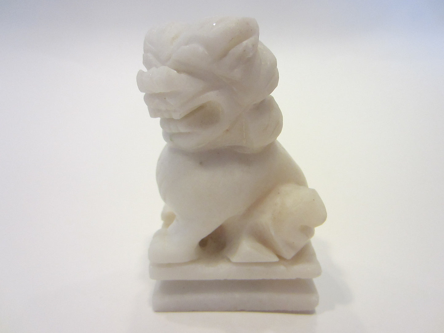 Alabaster White Foo Dog Asian Lion - Designer Unique Finds 