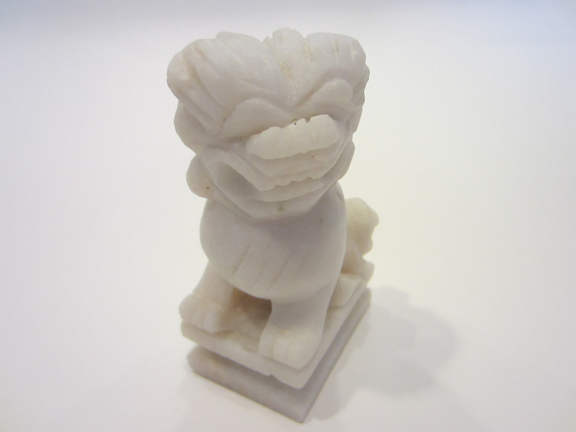 Alabaster White Foo Dog Asian Lion - Designer Unique Finds 