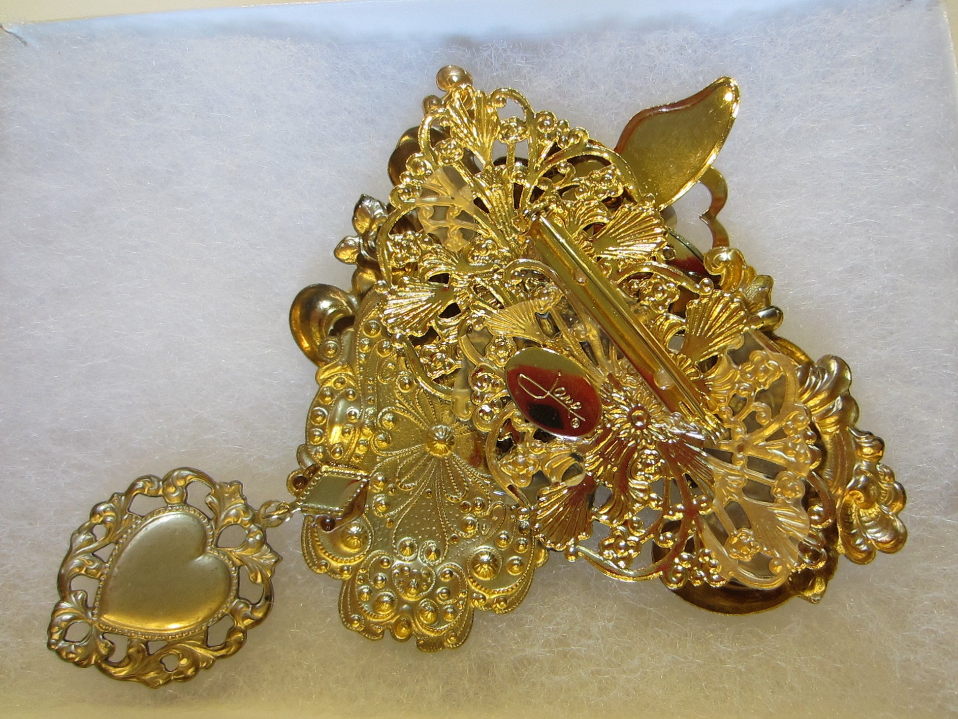 Jane Golden Brooch Romantic Red Cabochon Heart Pendant - Designer Unique Finds 