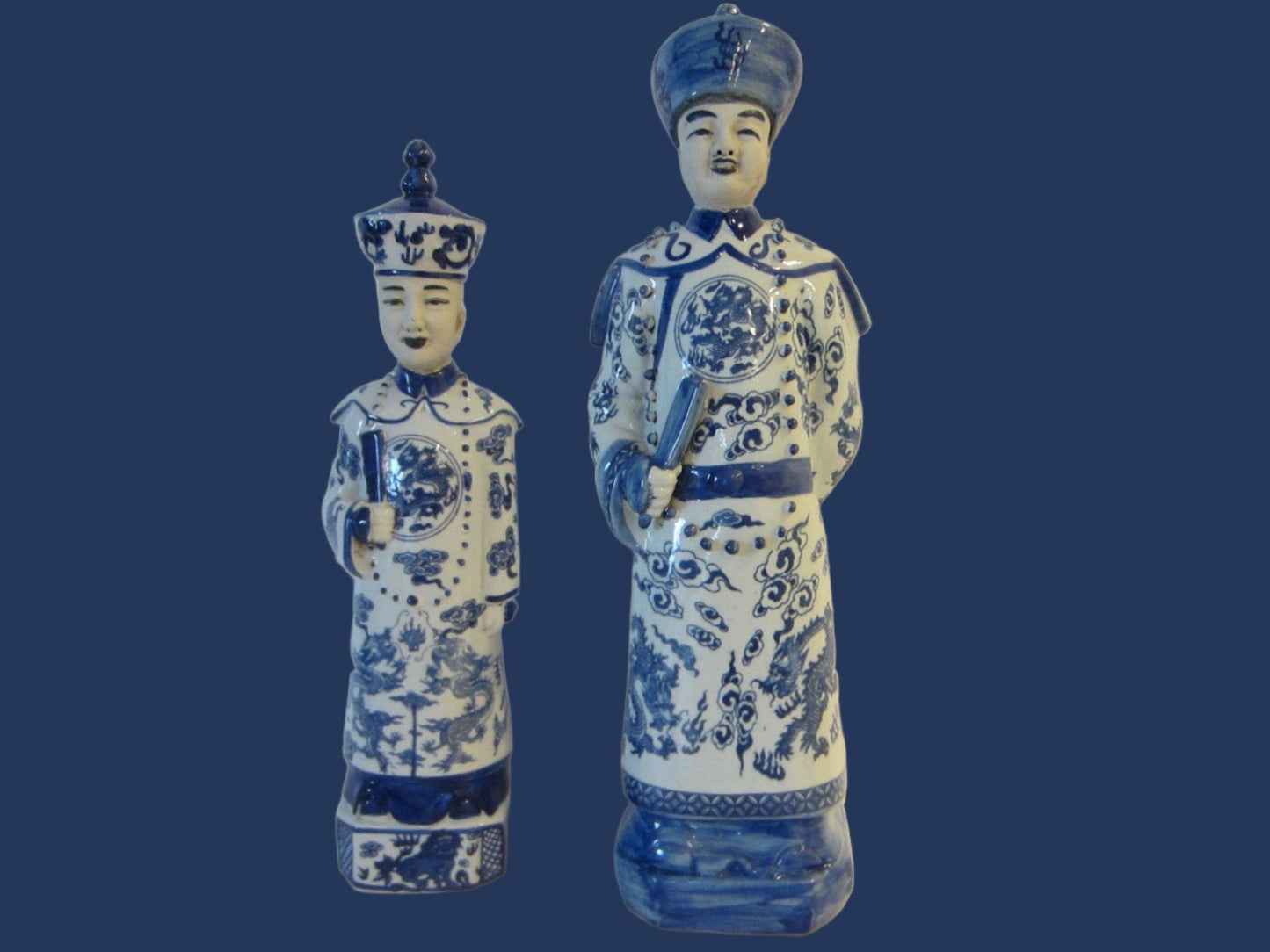 Asian Chinoiserie Blue White Ceramic Traditional Couple Figures