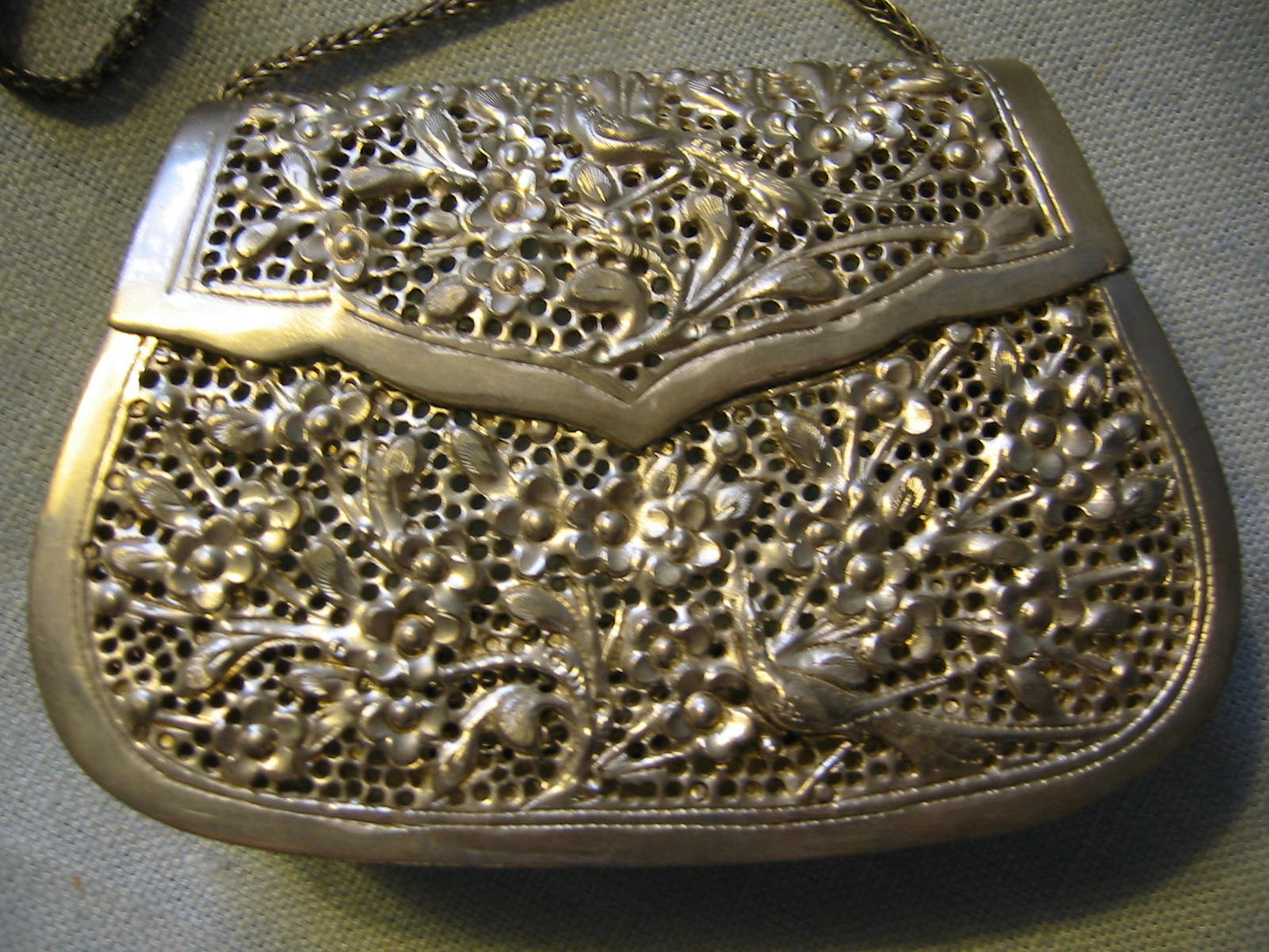 Silver Plated Filigree Purse Clutch Evening Bag Decorated Floral Birds - Designer Unique Finds 