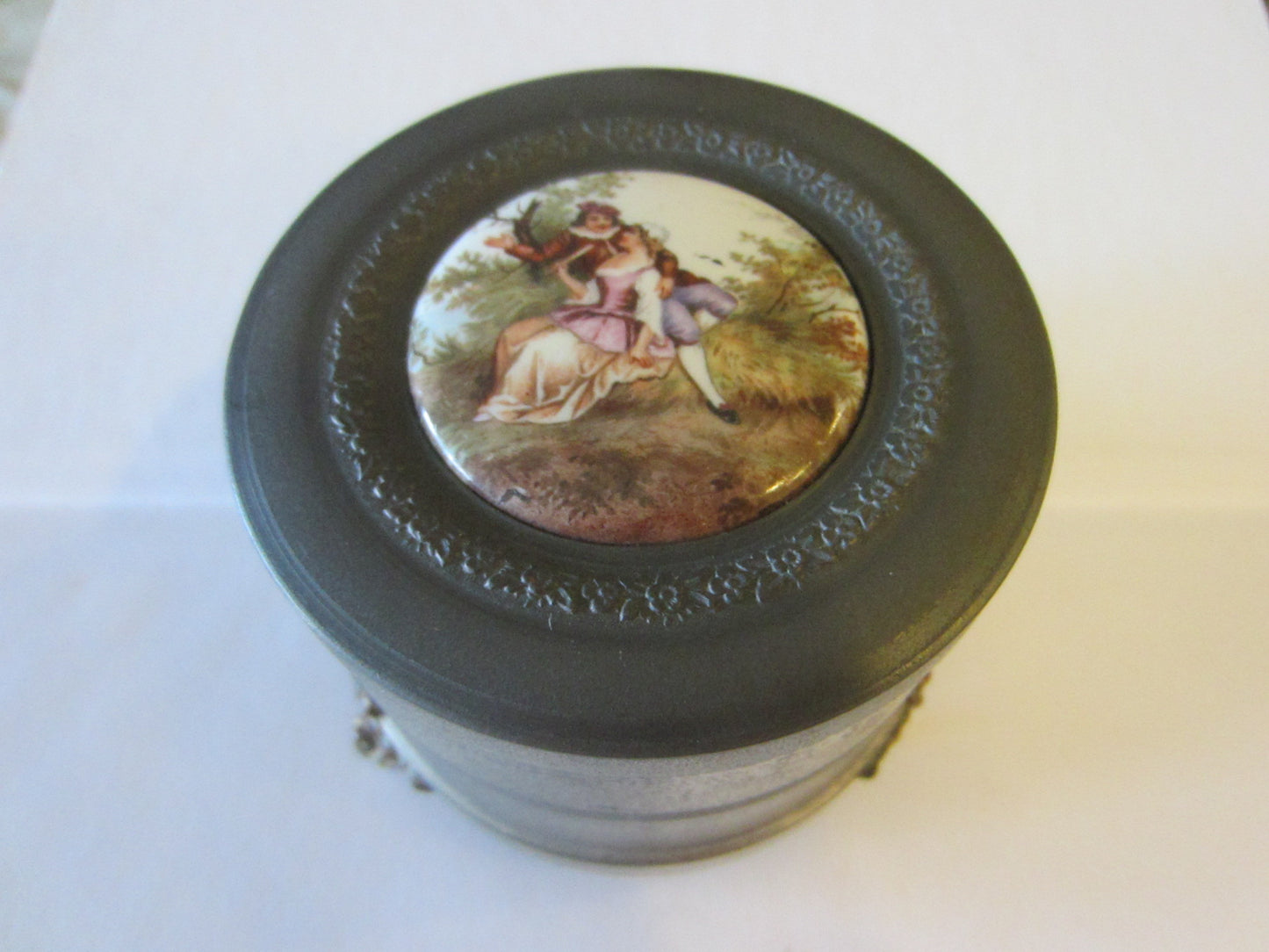 Music Box Art Deco Footed Romantic Porcelain Medallion With Label - Designer Unique Finds 
 - 2