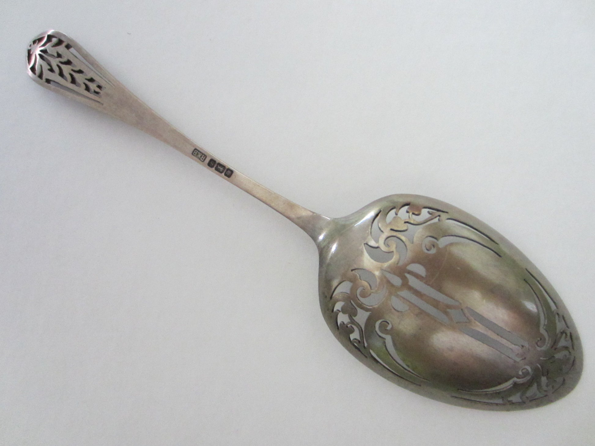 Reed Barton Antique Silver Serving Spoon Openwork Filigree Etched Hallmarks - Designer Unique Finds 
 - 2