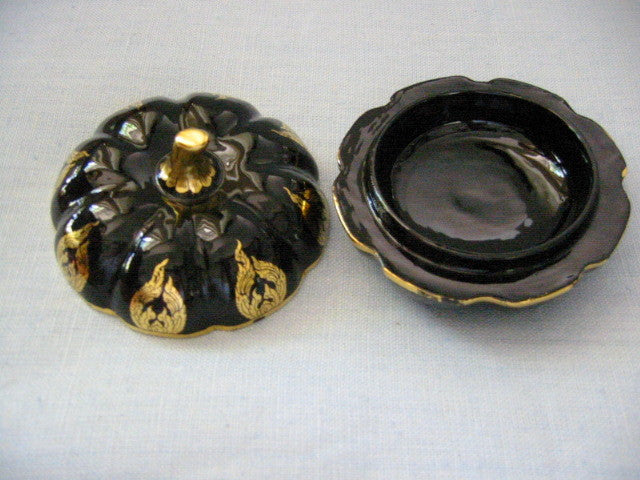 Black Lacquered Pumpkin Box Gilt Decorated - Designer Unique Finds 