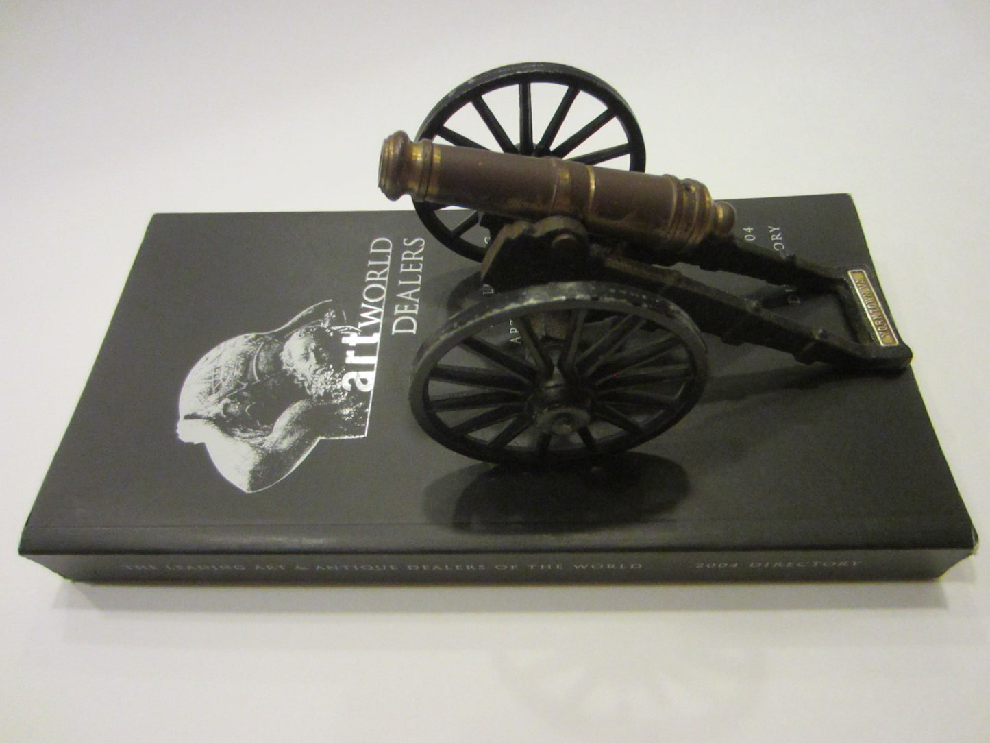 Yorktown VA Cast Iron Cannon MF Co Brass Paperweight - Designer Unique Finds 