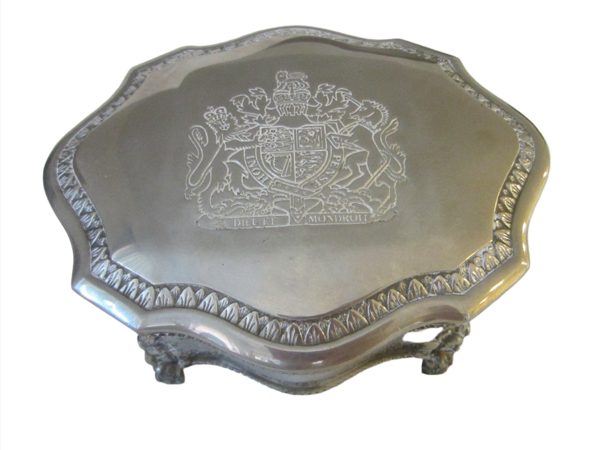 English Style Silver Plated Jewelry Box Lion Medallion Coat of Arm - Designer Unique Finds 
 - 1