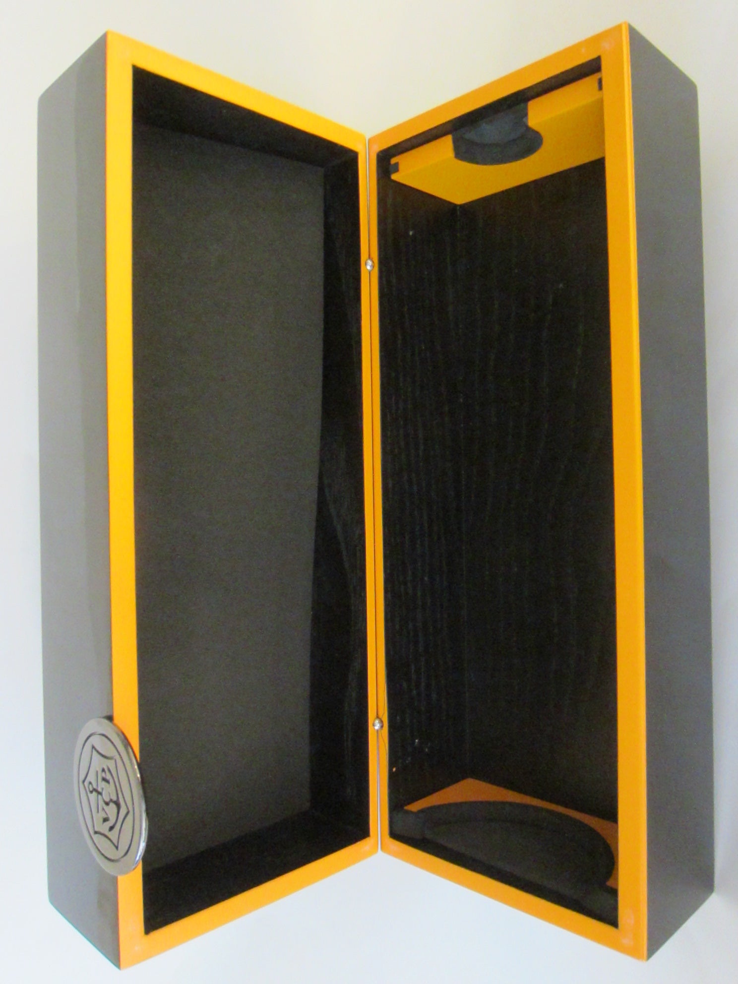 Veuve Clicquot La Grande Dame Lacquered French Champagne Box - Designer Unique Finds 